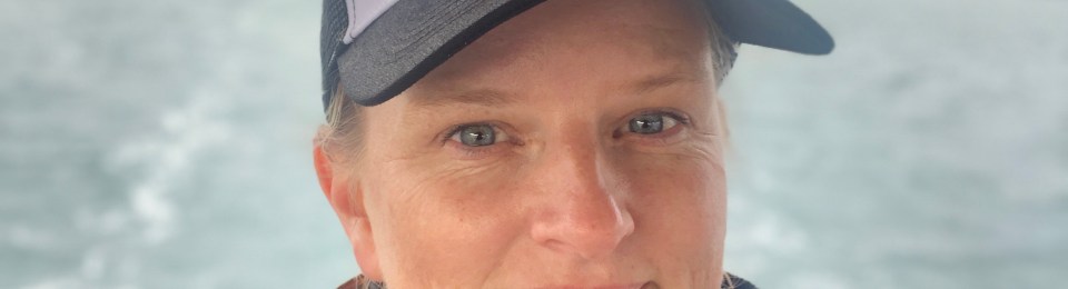 Elin is a she captain